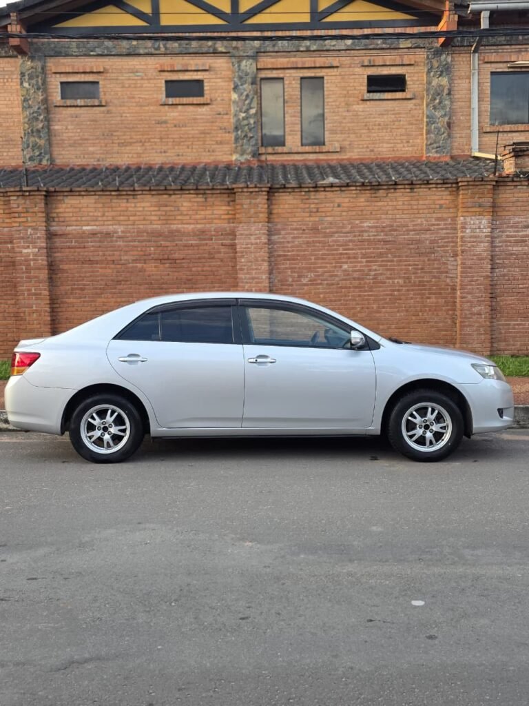 Foto 5 de 12 — Toyota New Allion