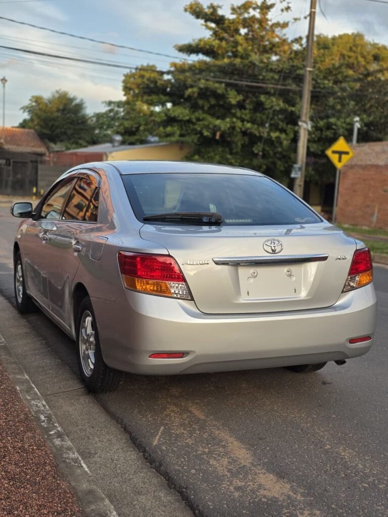 Foto 6 de 12 — Toyota New Allion