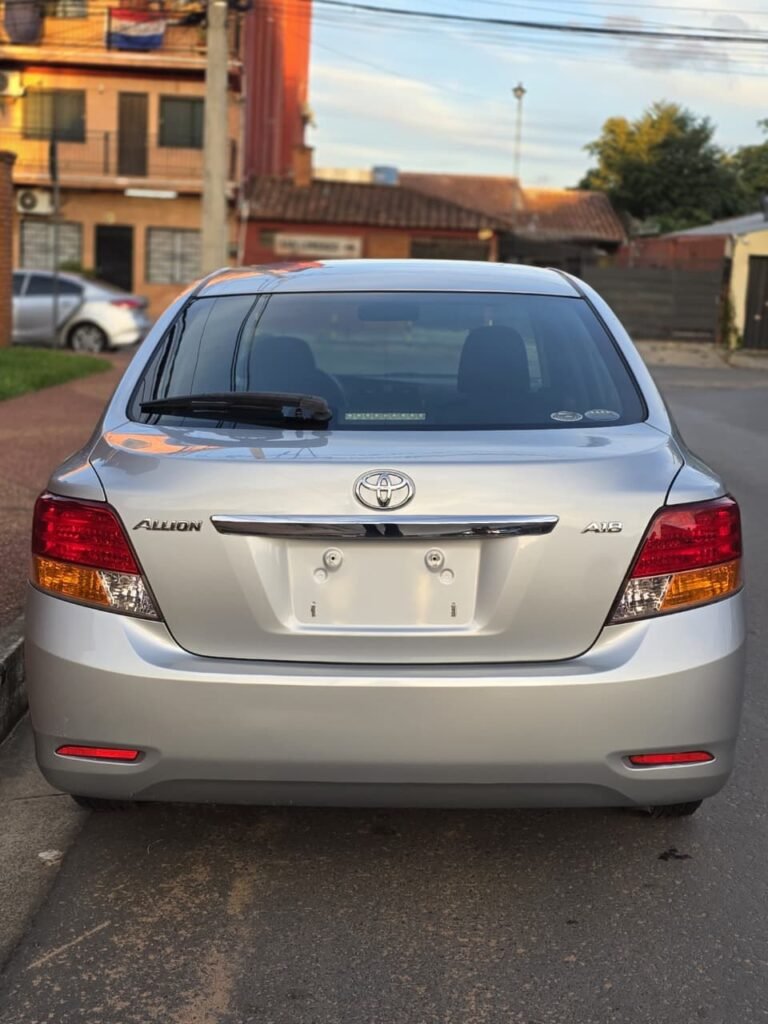 Foto 8 de 12 — Toyota New Allion