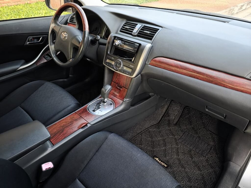Foto 11 de 12 — Toyota New Allion